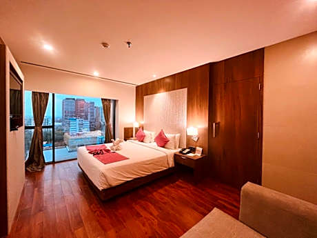 Premier Suite with Bathtub