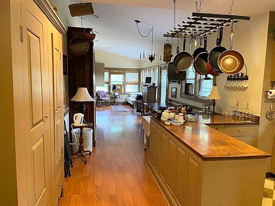 Emma's Bed and Breakfast