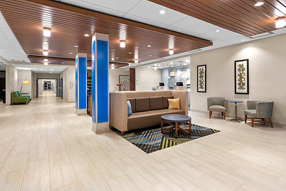 Holiday Inn Express And Suites Suisun City Napa Valley Area By IHG