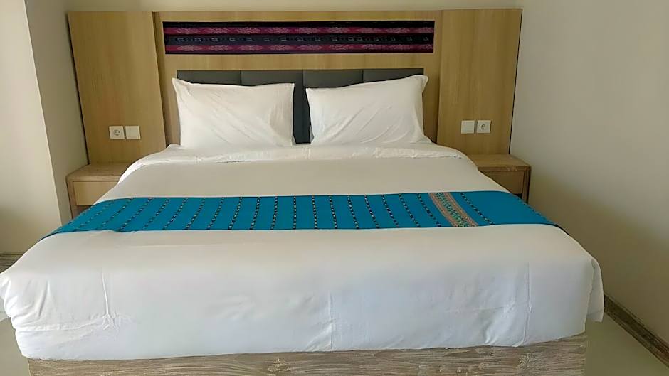 DEJAVU 2.0 HOTEL BAJO KOMODO