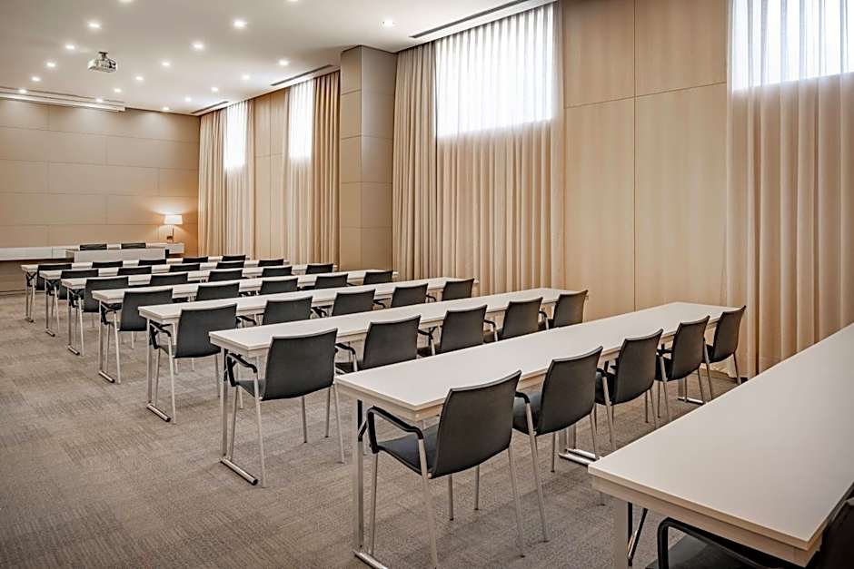 AC Hotel by Marriott Porto