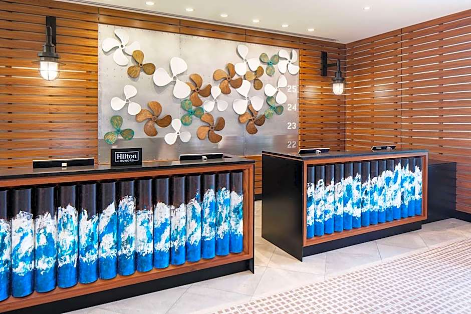 Hampton Inn By Hilton Boston Seaport, MA