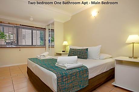 Two-Bedroom Apartment with Spa Bath - One Bathroom