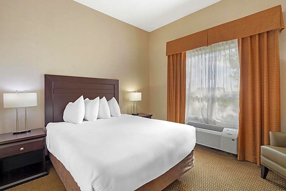 Best Western Bonnyville Inn & Suites