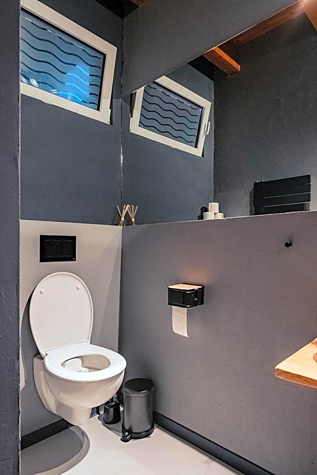 Hostel oder Ferienwohnung 1-16 Personen im BLAUEN HAUS