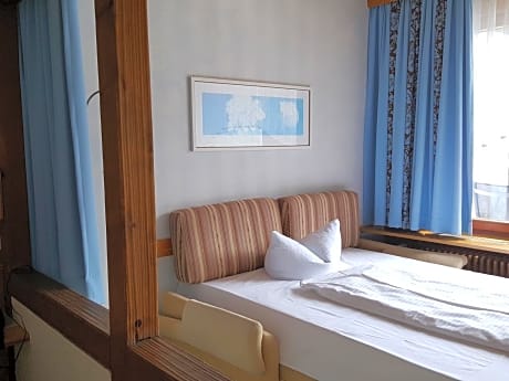 Comfort Double Room (2 adults)