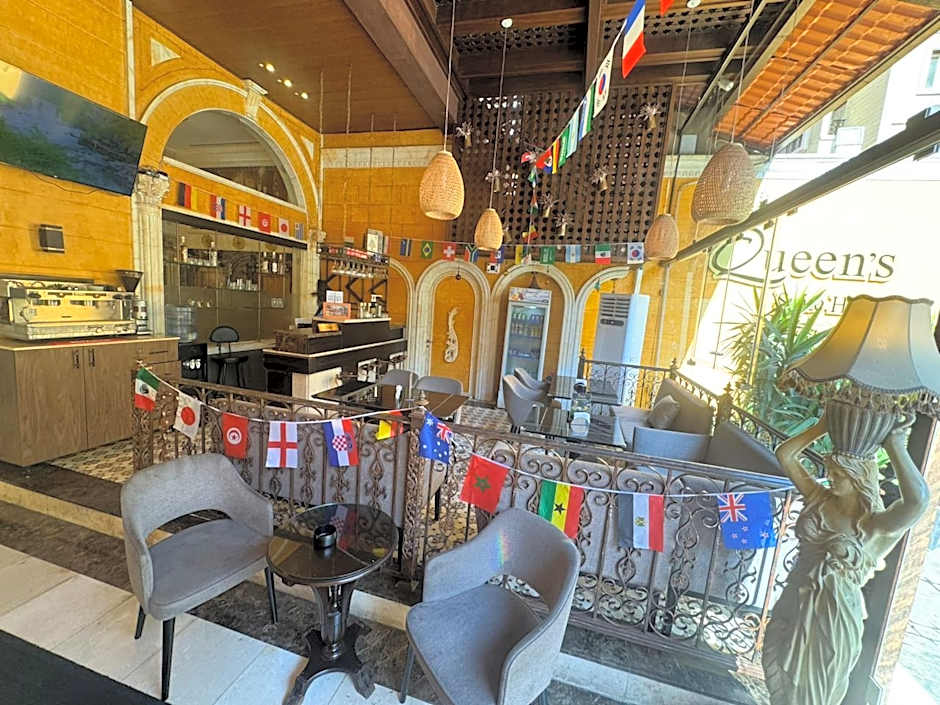 Queens Suite Hotel