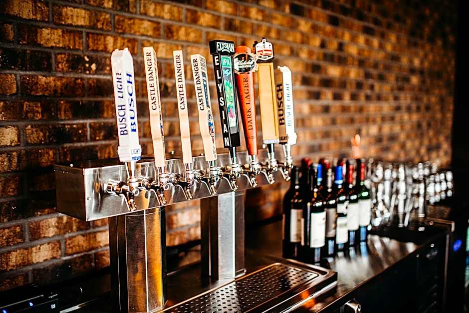 Cobblestone Hotel & Suites International Falls