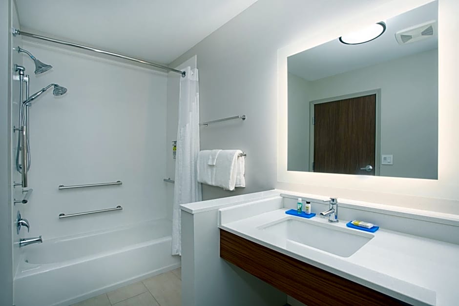 Holiday Inn Express & Suites Sioux City North-Event Center By IHG