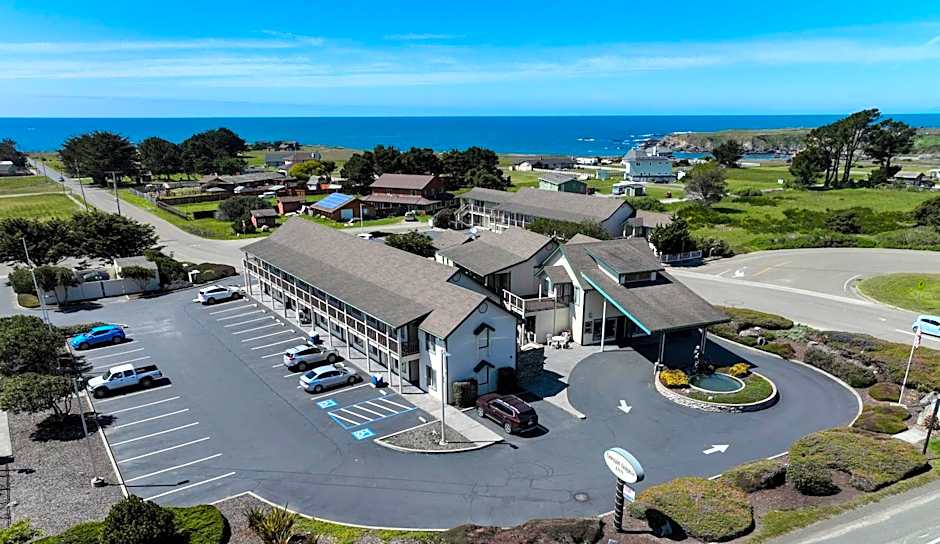 Photo 1 of 50 of Emerald Dolphin Inn & Mini Golf