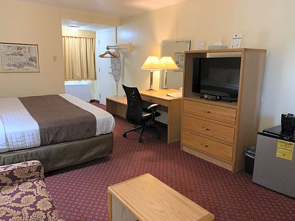 Red Carpet Inn & Suites Ebensburg
