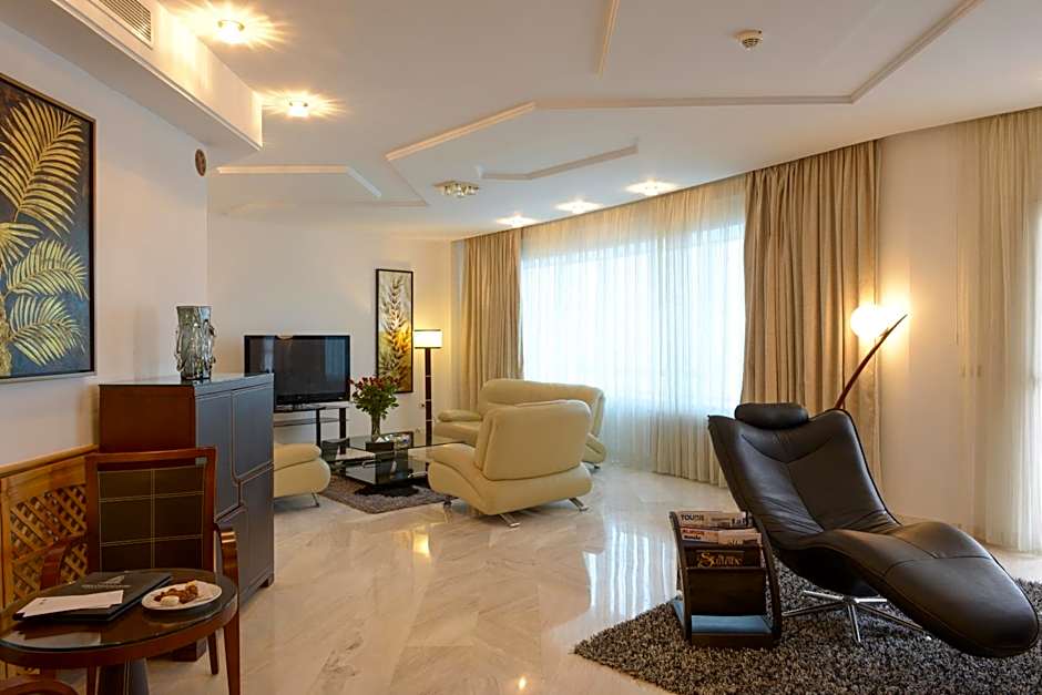 The Penthouse Suites Hotel