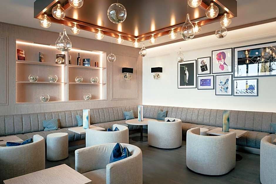 GRAND HOTEL SUISSE MAJESTIC, AUTOGRAPH COLLECTION