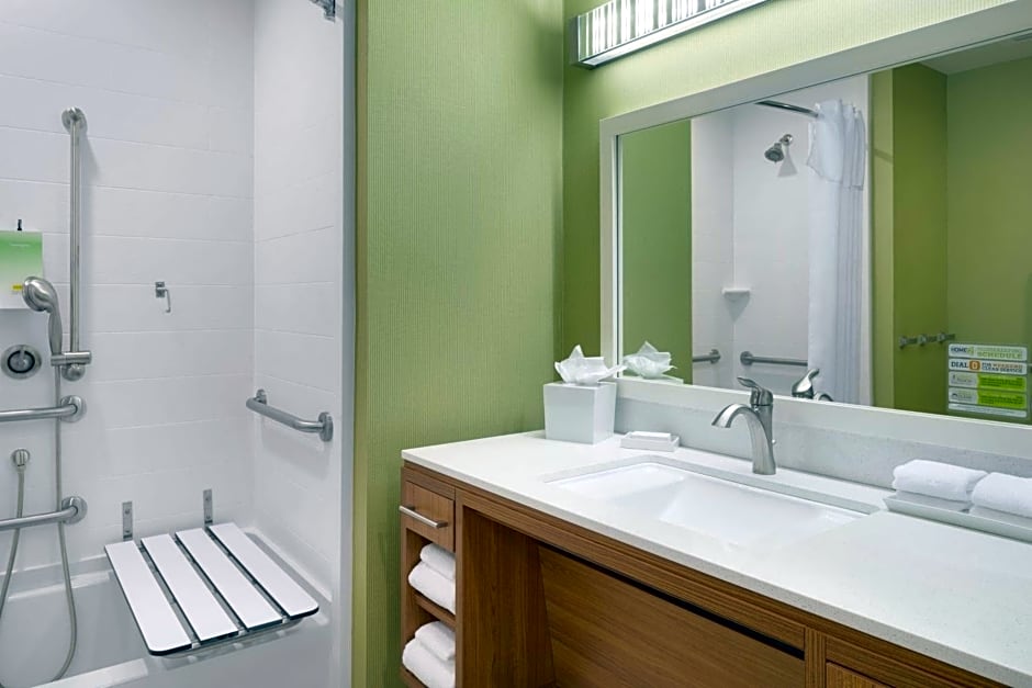 Home2 Suites by Hilton Charlotte Airport