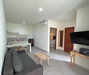 Odika Lovina Houses and Villas