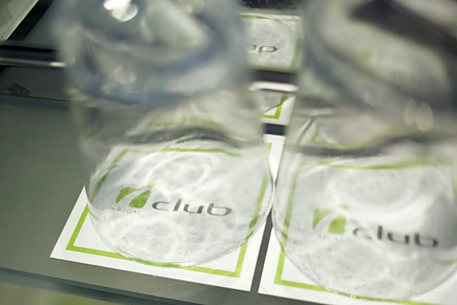 Iclub Wan Chai Hotel