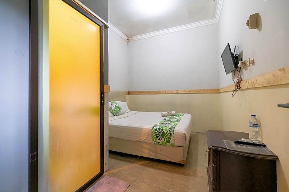 Safaraz Garden near Galaxy Bekasi Mitra RedDoorz