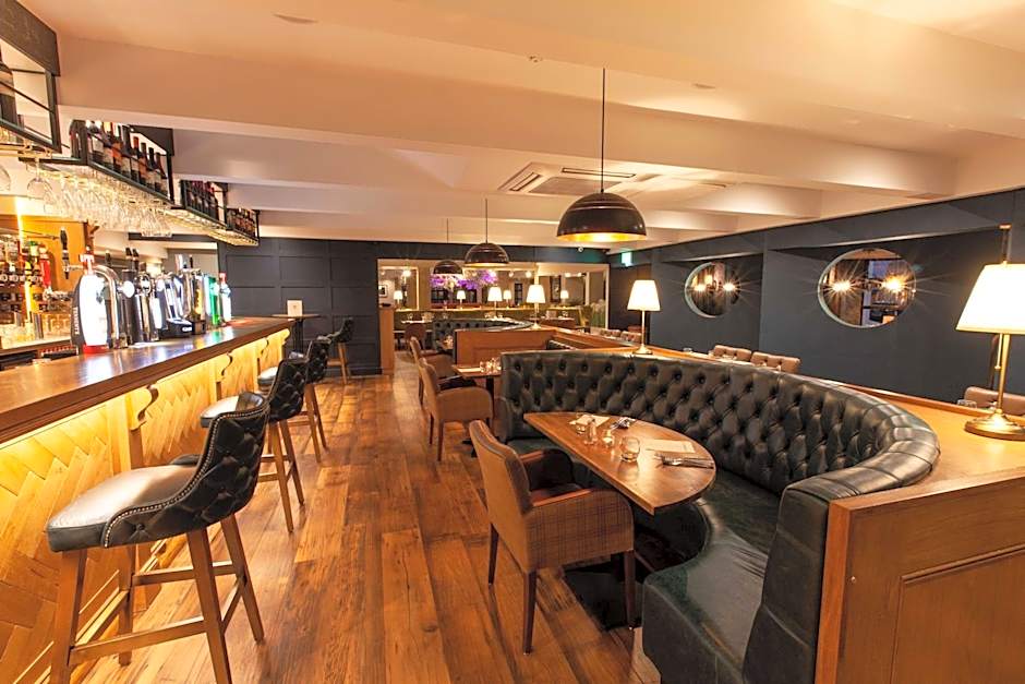 Best Western Plus White Horse Hotel