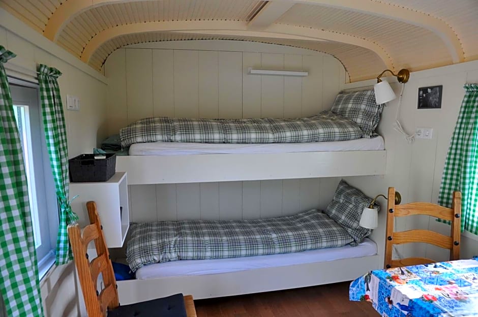 Your Cozy Waggon At The Cows' Paradise – Amsterdam, NY