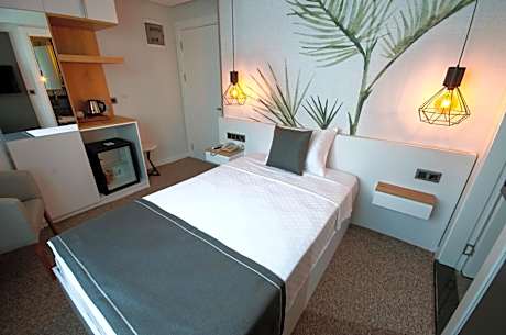 Small Single Room
