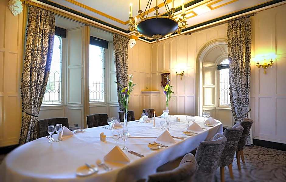 Clontarf Castle Hotel