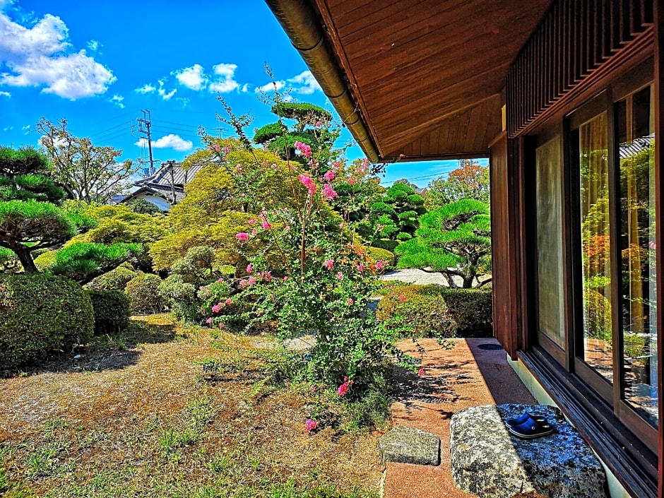 Kansai Airport Pine Villa