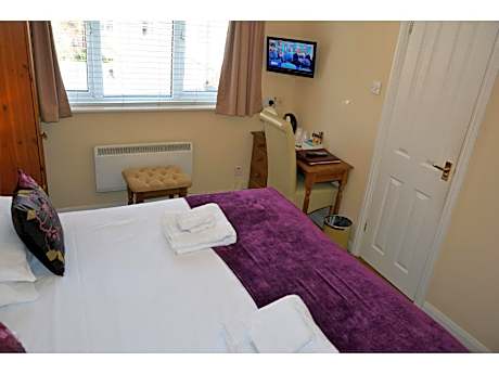 Double En-suite Twin or Single Room