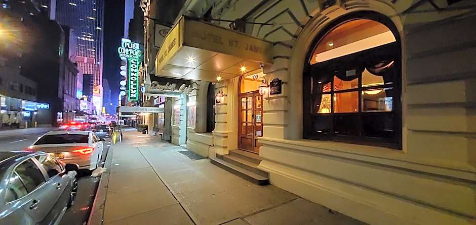 Hotel St. James