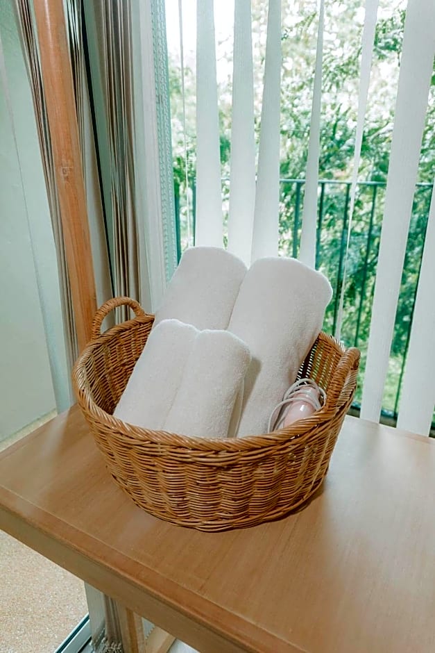 Shanti-Retreat Hotel