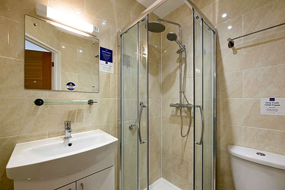 The Sandringham Hotel