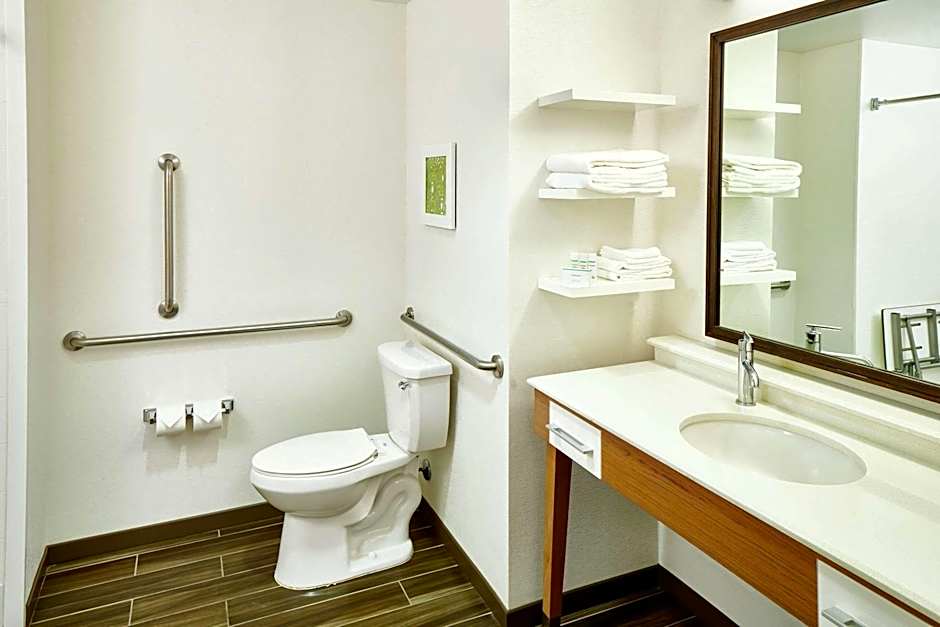 Hampton Inn By Hilton & Suites Oahu/Kapolei, HI