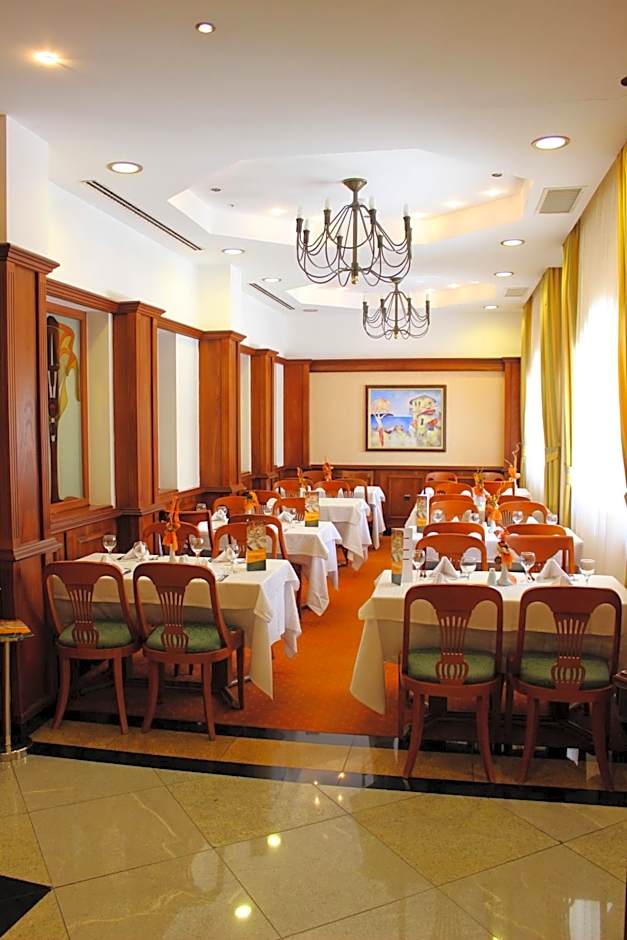 Helena Park - Ultra All Inclusive