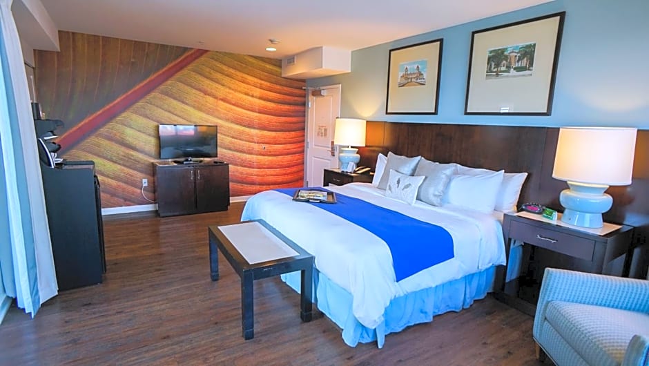 The Banyan Hotel Fort Myers, Tapestry Collection by Hilton
