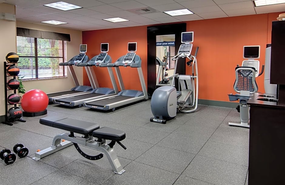 Hampton Inn & Suites Agoura Hills