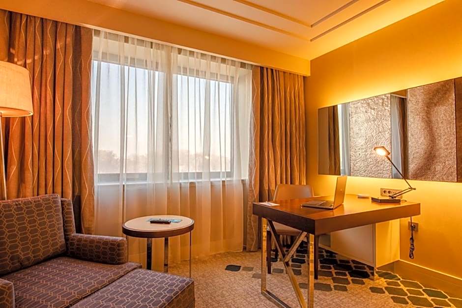 AZIMUT Grand Hotel Tashkent