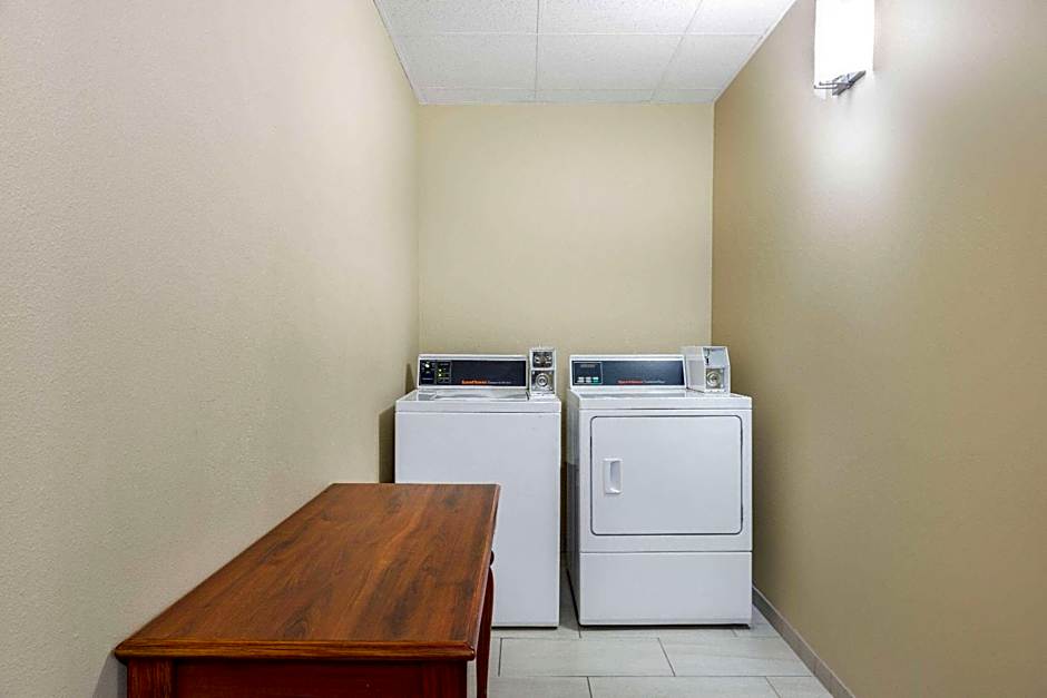 Days Inn by Wyndham Springville