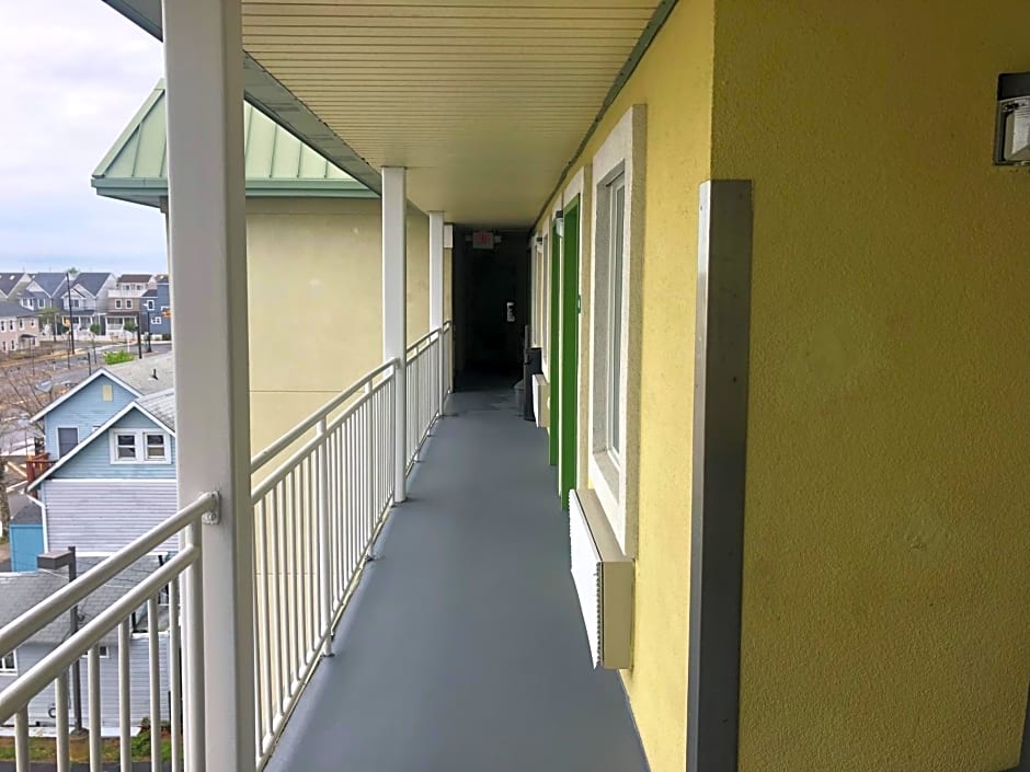 Sea Palace Inn