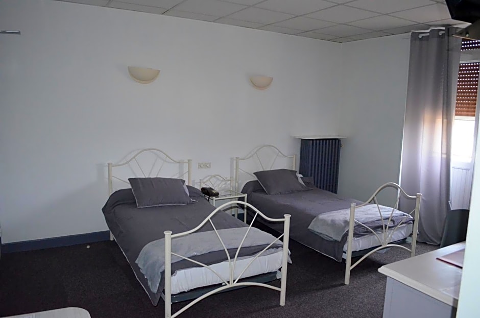 Double Room — 7 fotoğraftan 1. fotoğraf