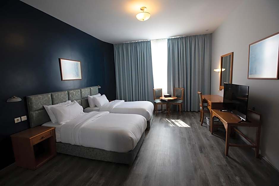 El Sheikh Suites Hotel