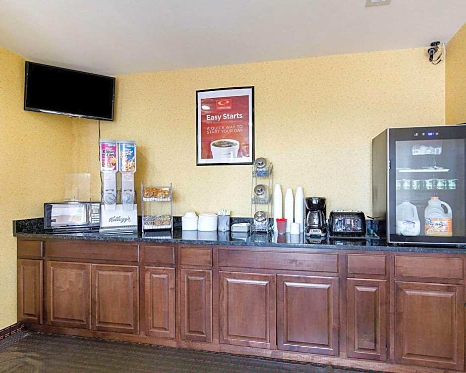 Econo Lodge Fredericksburg near I-95