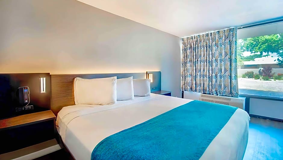 Motel 6 Louisville, Ky- Airport/ Fair Expo