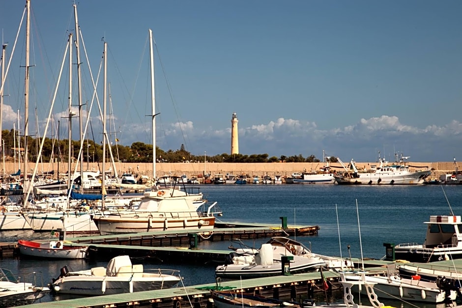 B&B Cous Cous People – San Vito Lo Capo, CA