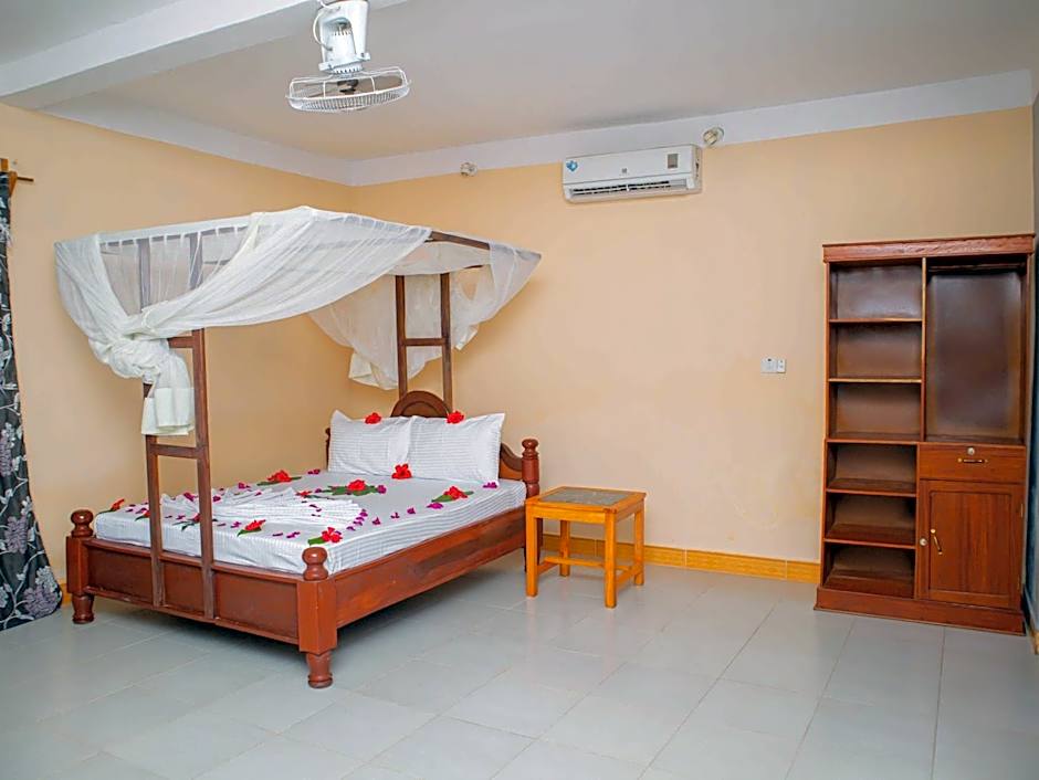 Tumaini Bungalows