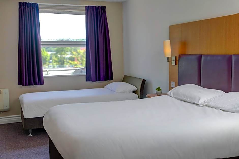 Embassy Hotel, Newcastle City Centre, Sure Collection by Best Western