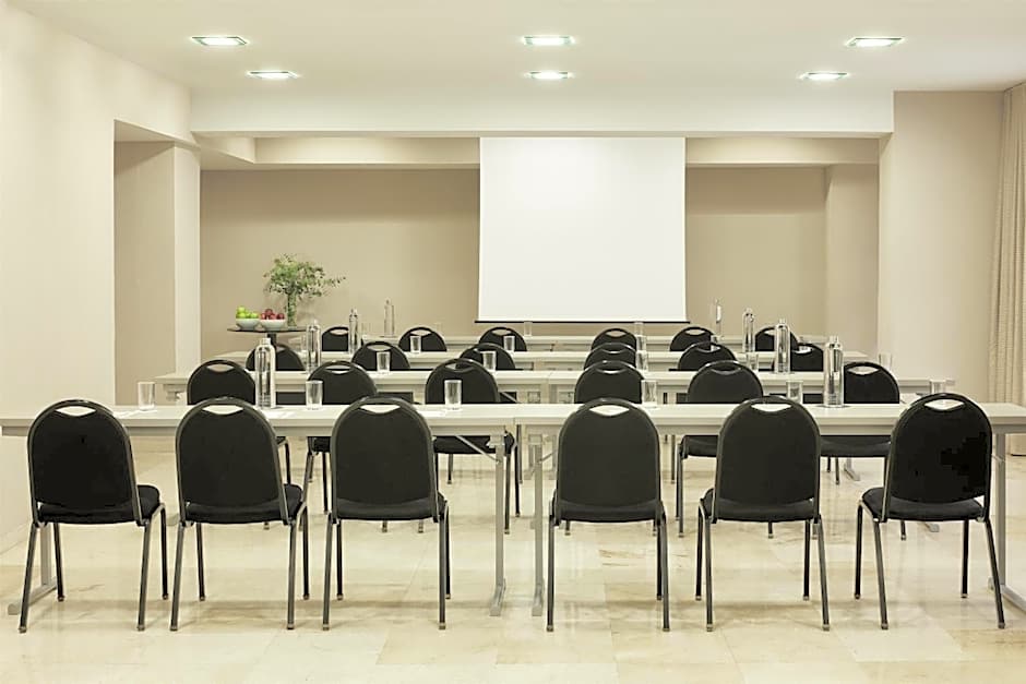 NH Ciudad De Valencia