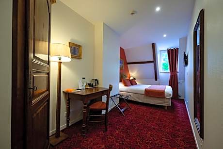 Classic Small Double Room