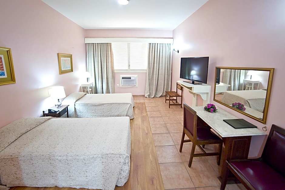 Dayrell Hotel e Centro De Convenções