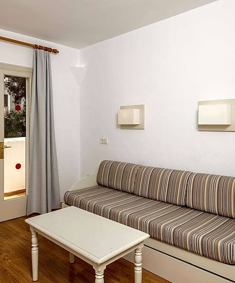 Hotel Club Es Talaial