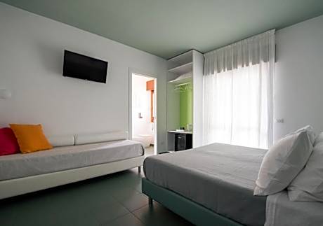 Double or Twin Room with Bathroom