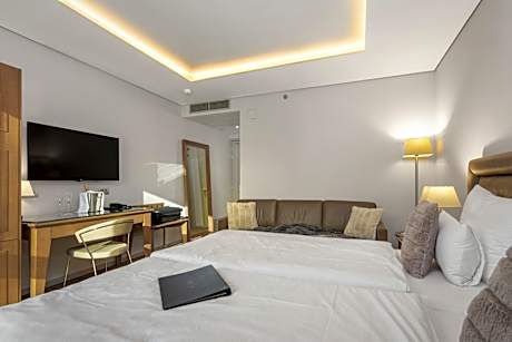 Superior Double with Sofa or Twin Room with Sofa